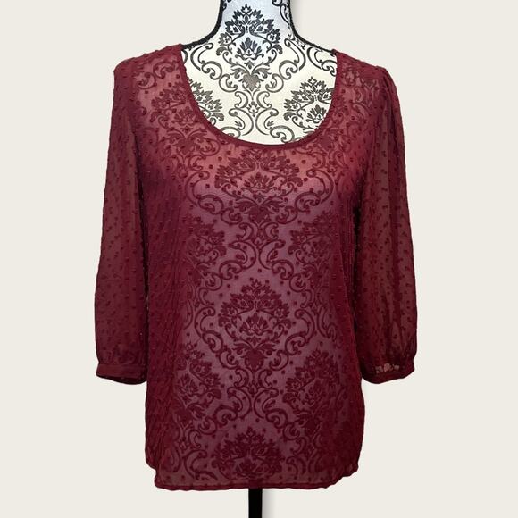 UO pins & needles swiss dot 3/4 sleeve sheer split back blouse maroon size M - Picture 1 of 9